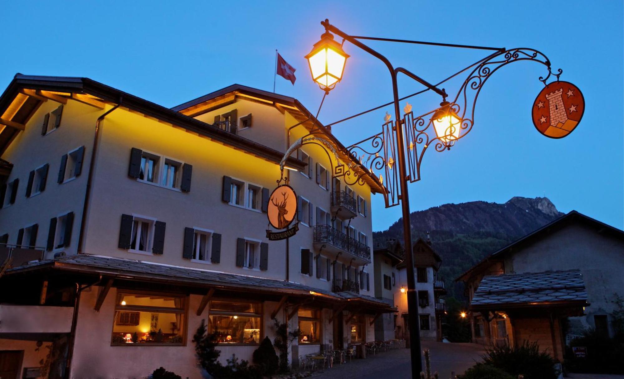 Hotel Du Cerf Le Sépey Exterior foto